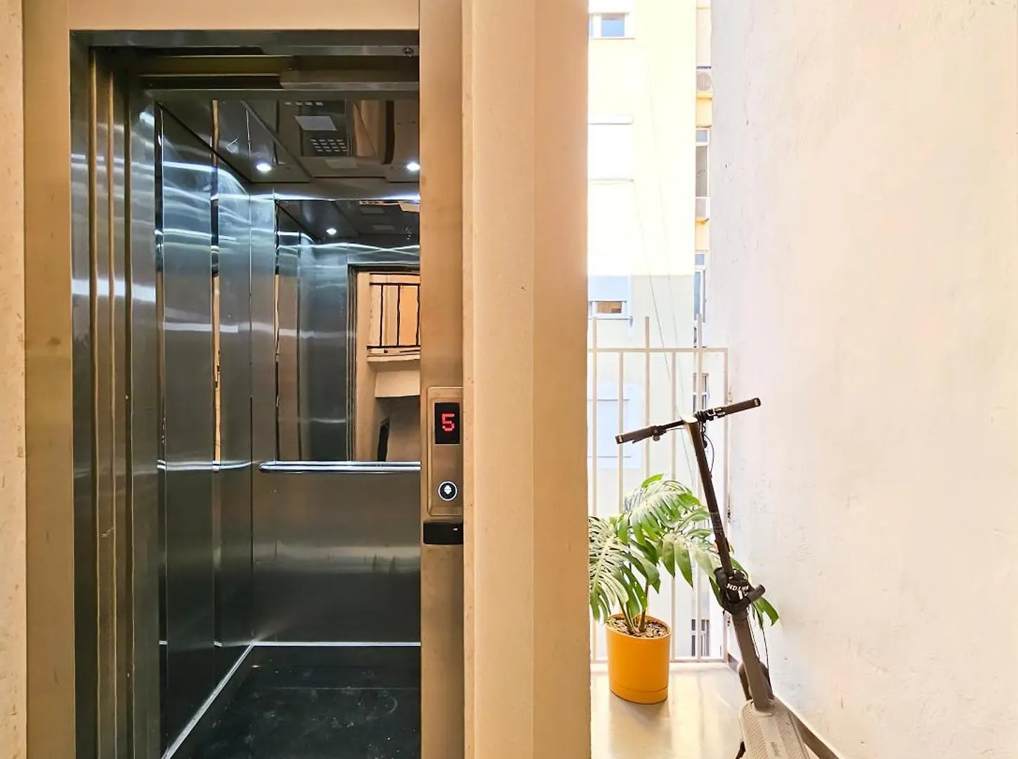 Blloku Apartment Tirana